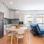 Host Wise - Comfy Sunny Flat - Prime Location Appartamento
